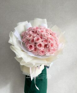 Bó Hoa Tươi Trọn Vẹn Yêu Thương - BH044