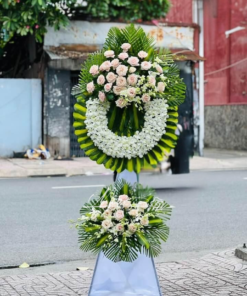 Hoa Chia Buồn Thân Kính Viếng - CB049