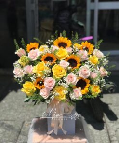 Giỏ Hoa Ban Mai 2 - GH024